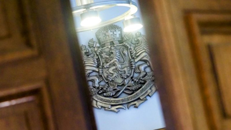 Двама пенсионирани украински военни са обвинени в шпионаж в България